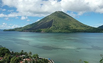 Gunung Api view from Banda Besar